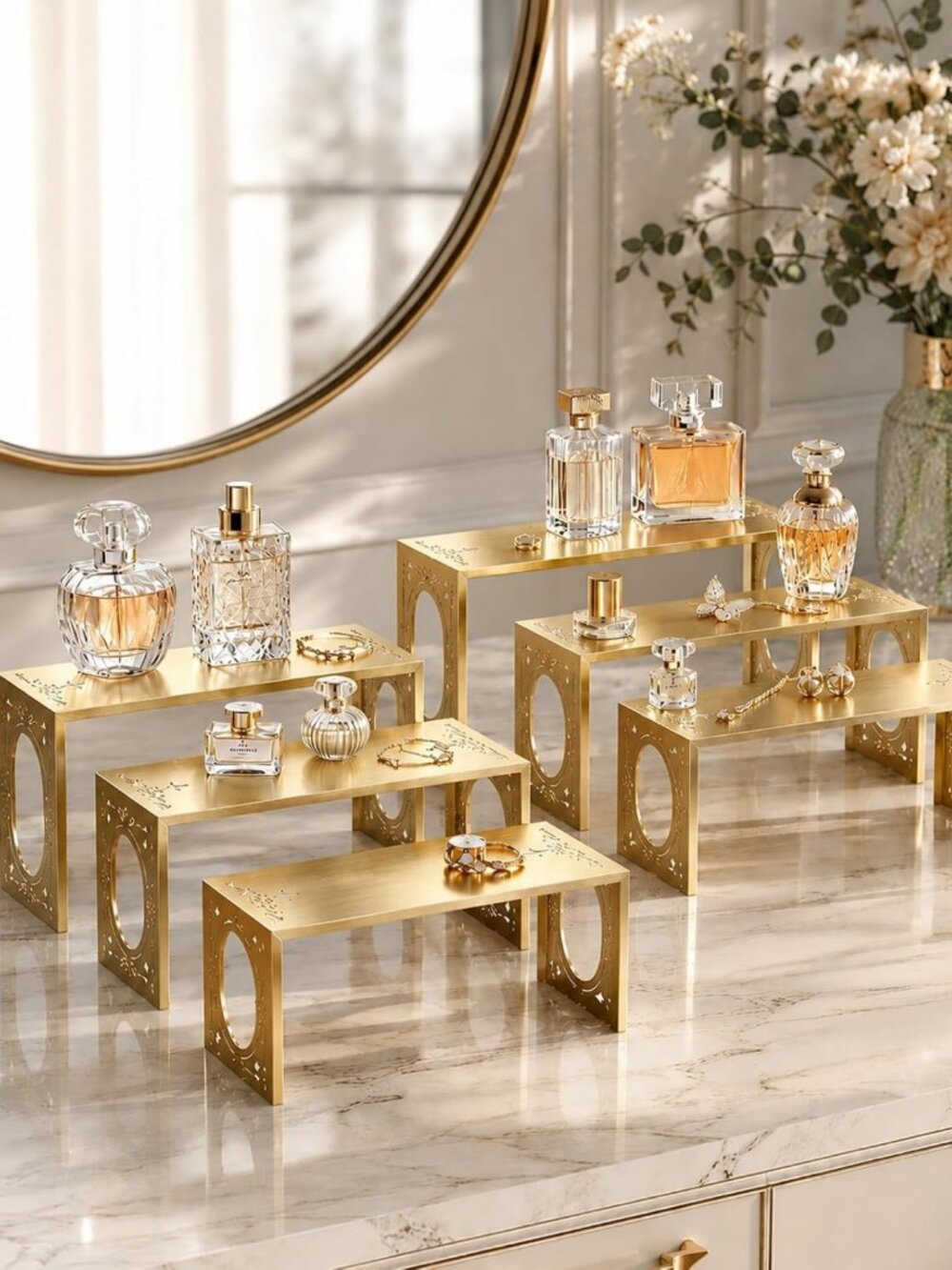 Elegant Gold Display Stands Set - 6-Piece Metal Risers for Purses & Perfumes